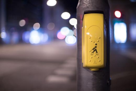 Querungshilfen - Ampeltaster